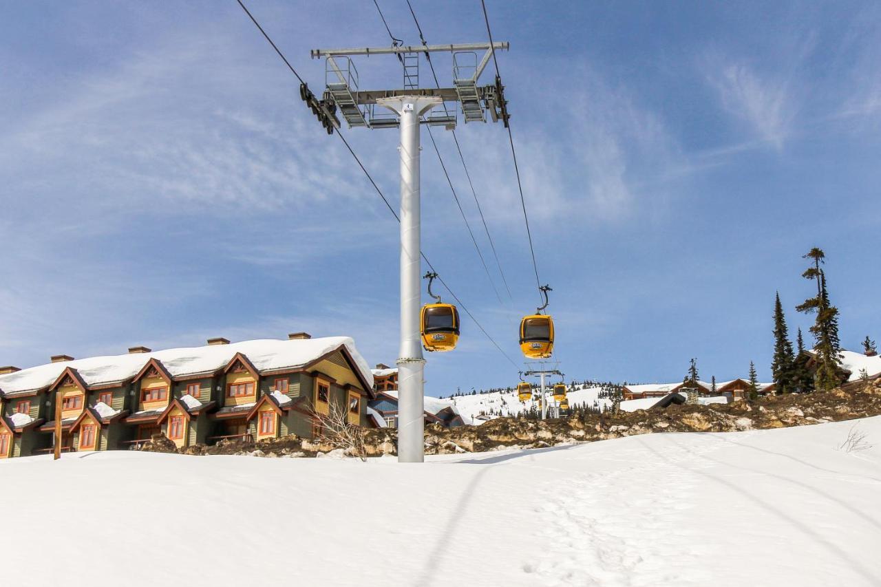 Polar Peak Big White Ski Resort Exterior foto